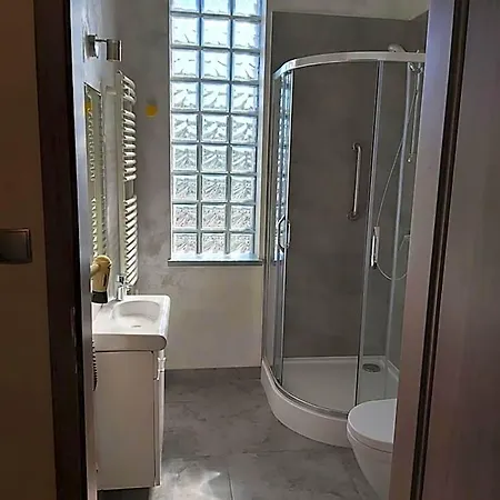 Vigo Hotel 3*