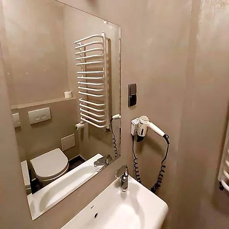 Vigo Hotel 3*